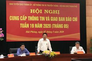 Tổ chức hội nghị cung cấp thông tin và giao ban báo chí

