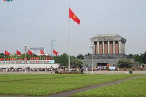 Lăng Chủ tịch Hồ Chí Minh mở cửa đón khách trở lại