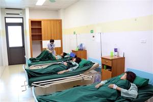 Sơn La: 37 vận động viên nhỏ tuổi nhập viện nghi do ngộ độc thực phẩm