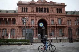 Virus corona đổ thêm "dầu" vào "chảo lửa" tham nhũng Mỹ Latinh
