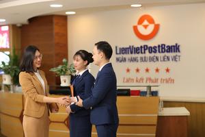 LienVietPostBank niêm yết trên sàn HOSE, xem xét tăng vốn điều lệ