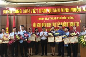 Biểu dương khen thưởng các cá nhân hoàn thành xuất sắc nhiệm vụ