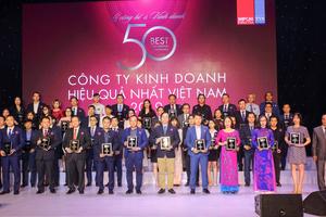 Vietcombank dẫn đầu các ngân hàng trong danh sách doanh nghiệp tỷ USD hiệu quả nhất Việt Nam
