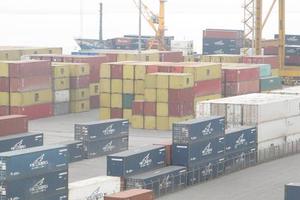 Tăng trưởng kinh tế Việt Nam đạt khoảng 2,8% trong năm 2020