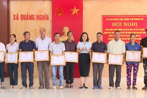 TP Móng Cái biểu dương 298 hộ dân