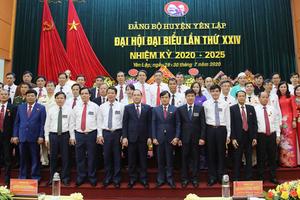 Phó Bí thư, Phó Chủ tịch UBND huyện “né” Đại hội thành công