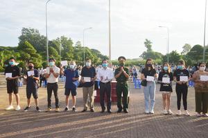 Sóc Trăng: Bàn giao 140 công dân hoàn thành thời gian cách ly y tế