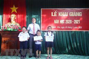 Gần 23 triệu học sinh trên cả nước khai giảng năm học mới 2020-2021