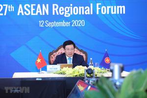 Ông Phạm Bình Minh chủ trì Hội nghị Diễn đàn Khu vực ASEAN lần thứ 27
