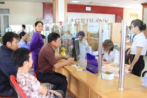 Gia tăng nguồn vốn phục vụ tiêu dùng tại địa bàn “tam nông”, 
Agribank kiên định mục tiêu đẩy lùi nạn tín dụng đen
