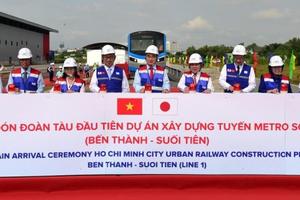 Lễ đón toàn tàu metro đầu tiên về tới TP HCM