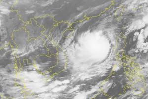 Bão số 8 giật cấp 14 cách Hoàng Sa 400km, nguy cơ áp thấp mới hình thành