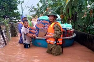 Tiếc thương Chủ tịch xã ở Quảng Bình vì dân quên mình trong mưa lũ
