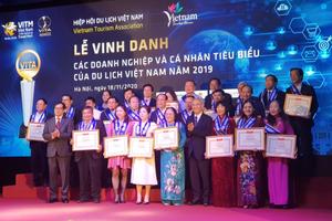 Vinh danh 284 doanh nghiệp và cá nhân tiêu biểu ngành Du lịch