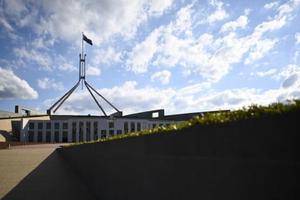 Người dân giảm niềm tin vào khả năng xử lý tham nhũng của Chính phủ