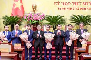 Thủ tướng phê chuẩn 5 Phó Chủ tịch UBND TP Hà Nội
