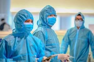 Chiều 22/1: Việt Nam thêm 2 ca mắc COVID-19 được cách ly ngay sau nhập cảnh