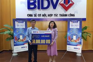 Hàng nghìn khách hàng nhận giải thưởng Tết của BIDV