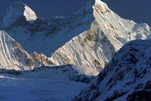 Băng tan trên dãy Himalaya gây lũ quét, ít nhất 150 người mất tích
