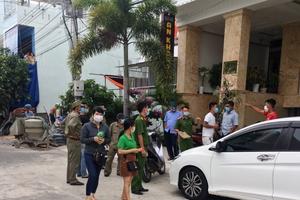 Bắt quả tang trưởng thôn ở chung phòng với nữ nhân viên massage