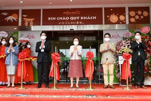 Chính thức khai trương siêu thị FujiMart thứ 3 tại 324 Tây Sơn