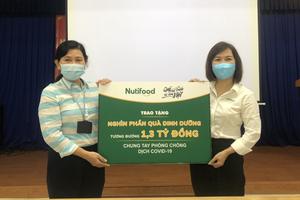 Nutifood và Ông Bầu trao tặng sản phẩm dinh dưỡng trị giá 1,3 tỷ đồng cho ngành Y tế TP. HCM