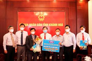 Tiếp nhận hơn 30 tỷ đồng mua vắcxin phòng, chống Covid-19