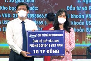 Vinamilk tiếp tục đồng hành với chính phủ, ủng hộ 10 tỷ đồng vào Quỹ vaccine phòng chống Covid-19