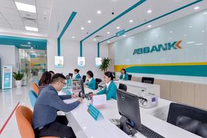 ABBANK áp dụng hệ thống nhận diện thương hiệu và không gian giao dịch mới