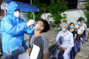 Ngày 25/6, Việt Nam ghi nhận thêm 305 ca mắc COVID-19