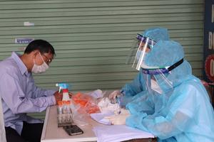 Hà Nội thêm 2 ca COVID-19 mới, 1 bệnh nhân từng dự đám cưới 