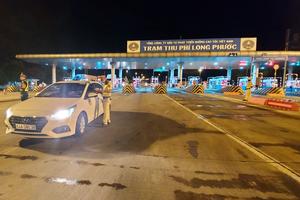 Kích hoạt 12 chốt kiểm soát dịch bệnh tại cửa ngõ TP HCM