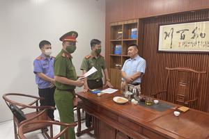 Khởi tố, bắt tạm giam hai chuyên gia người Trung Quốc buôn lậu