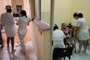 Cuba nỗ lực chống dịch trong bối cảnh số ca bệnh tăng cao