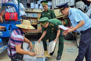 Tập trung thanh tra, kiểm tra công vụ để nâng cao hiệu quả đấu tranh chống buôn lậu, gian lận thương mại