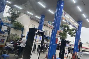 Từ 15h ngày 26/8, giá xăng, dầu giảm đến 607 đồng/lít