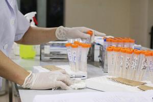 Xử lý nghiêm các hành vi tham nhũng trong mua sắm trang thiết bị, hóa chất phòng, chống dịch COVID-19