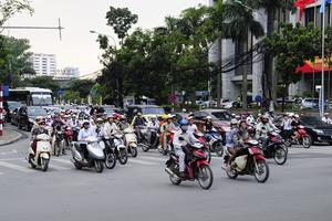 Bảo đảm trật tự an toàn giao thông gắn với phòng, chống dịch COVID-19