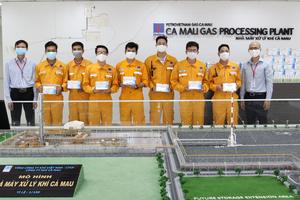 Tôn vinh NLĐ trong cuộc chiến chống dịch
