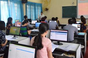  Tăng cường tính công bằng trong tiếp cận máy tính và Internet cho vùng dân tộc thiểu số