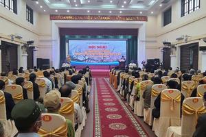 Kịp thời động viên, biểu dương sự đóng góp của người có uy tín với xã hội