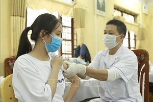 Thần tốc thực hiện chiến dịch tiêm chủng vaccine phòng COVID-19