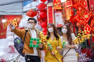 Tết về quê, đừng “sao kê” những căng thẳng, mệt mỏi về cho mẹ