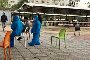 Ngày 27/2, Hà Nội lập đỉnh mới với 11.517 ca