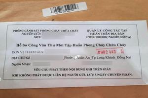 Tự xưng cảnh sát phòng cháy, chữa cháy để lừa bán tài liệu tập huấn