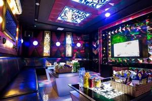 Cho phép karaoke, quán bar, vũ trường hoạt động trở lại từ ngày 5/3