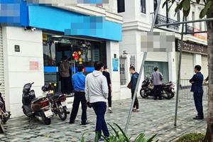 Hà Nội: Bắt giữ 2 đối tượng dùng súng giả cướp 500 triệu từ ngân hàng 