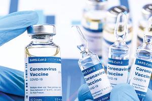 Bộ Y tế khẩn trương rà soát, đáp ứng nhu cầu vaccine phòng COVID-19 của các địa phương