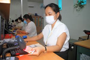 Khám, chữa bệnh BHYT bằng căn cước công dân gắn chip: Giảm tối đa thời gian, thủ tục