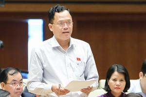 “Thu nhập thấp đã và đang bào mòn liêm sỉ, nhân phẩm của bộ phận không nhỏ cán bộ”